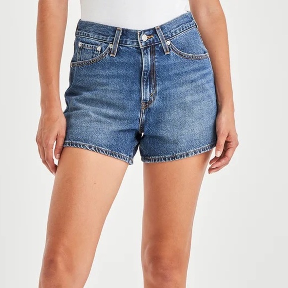 Levi’s | Size 25 | 80’s Mom Shorts High Rise | Vintage-Inspired - Picture 2 of 7